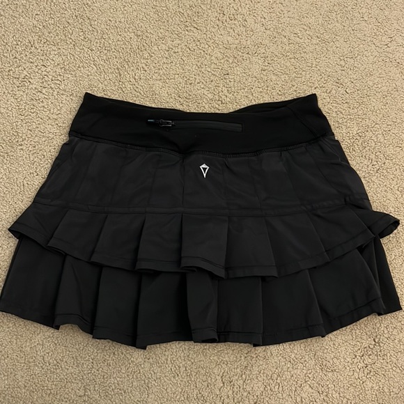 Ivivva “Set the Pace” Skirt - Picture 2 of 2